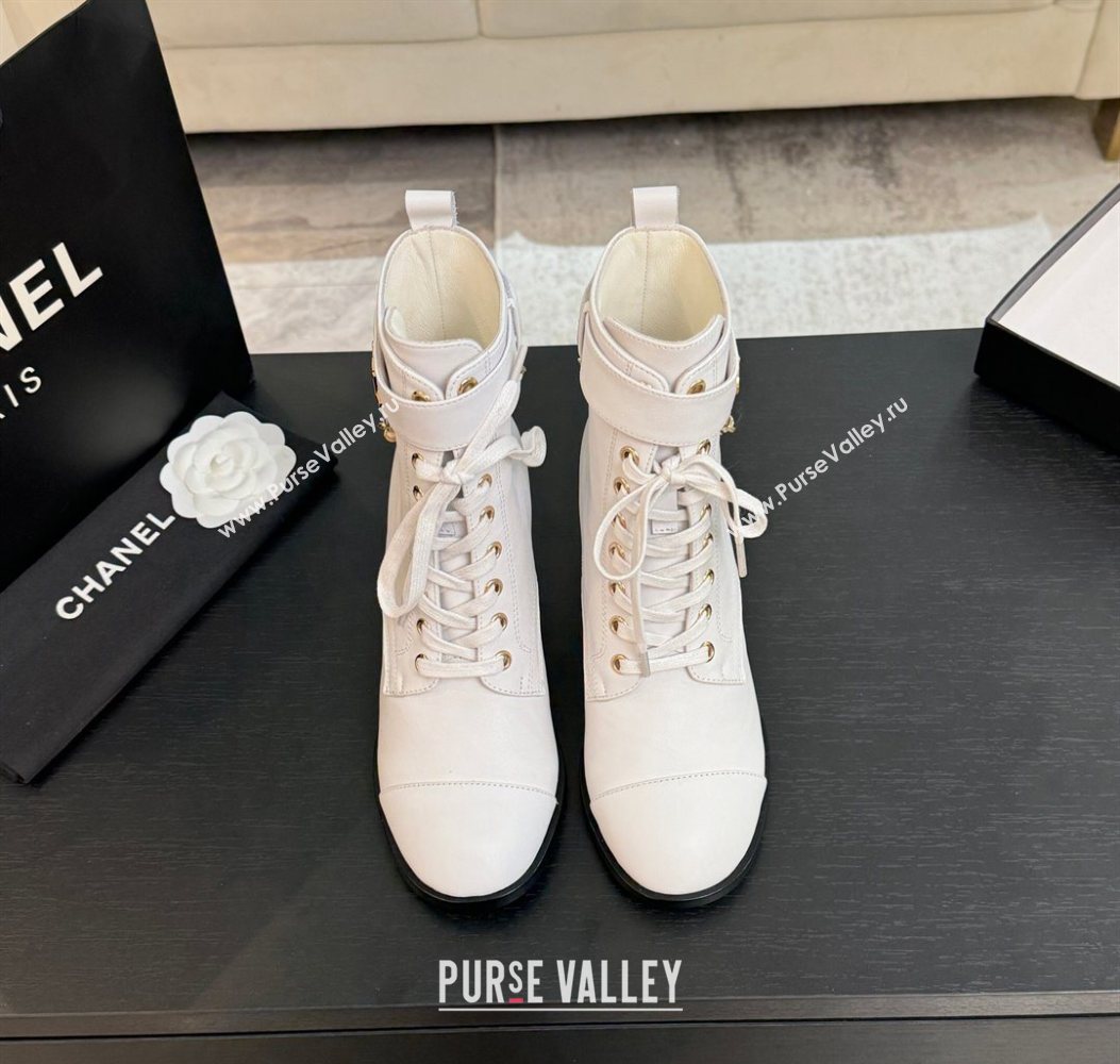 Chanel Calfskin Leather Laced-up Ankle Boots with Chain White 2025 CH11030321 (MD-251103141)