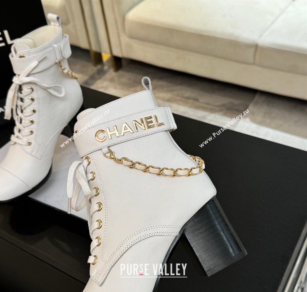 Chanel Calfskin Leather Laced-up Ankle Boots with Chain White 2025 CH11030321 (MD-251103141)