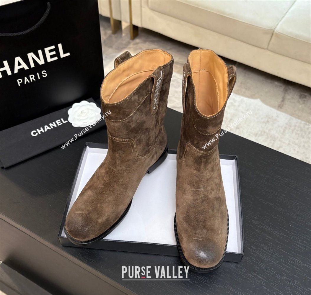 Chanel Suede Flat Ankle Boots Brown 2025 CH110401 (MD-251104001)