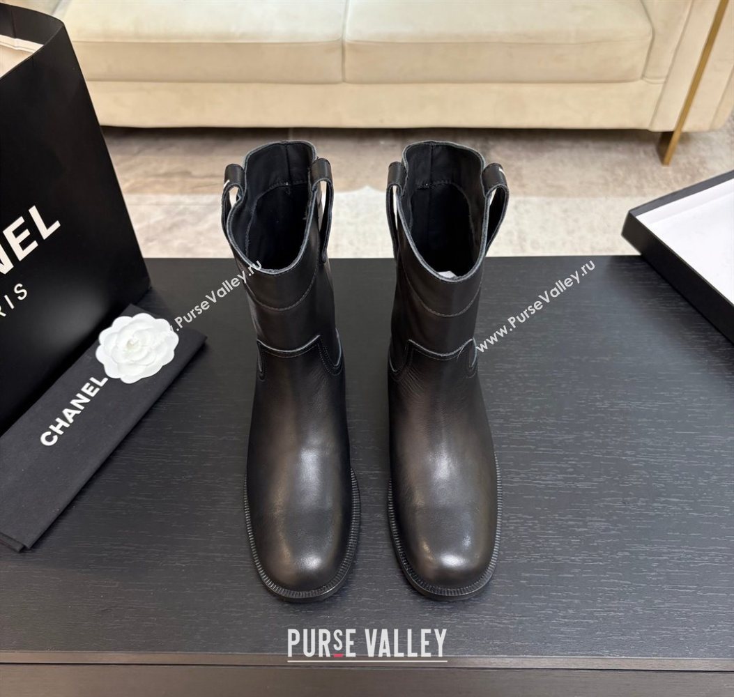 Chanel Calfskin Leather Flat Ankle Boots Black 2025 CH110401 (MD-251104004)