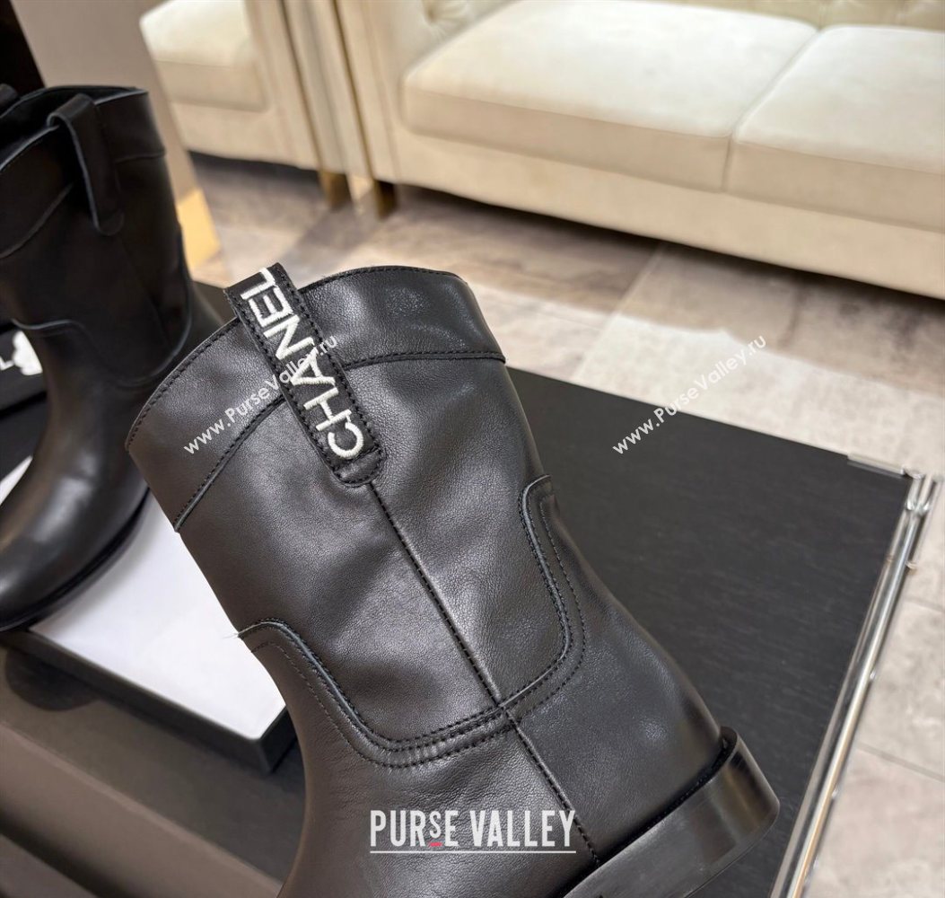 Chanel Calfskin Leather Flat Ankle Boots Black 2025 CH110401 (MD-251104004)