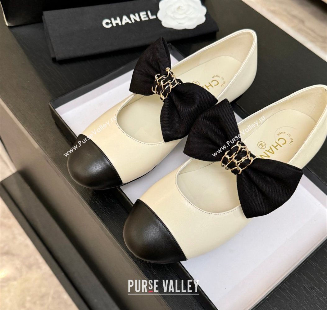 Chanel Lambskin Leather Mary Janes Ballet Flats with Bow White 2025 CH110303 (MD-251103070)