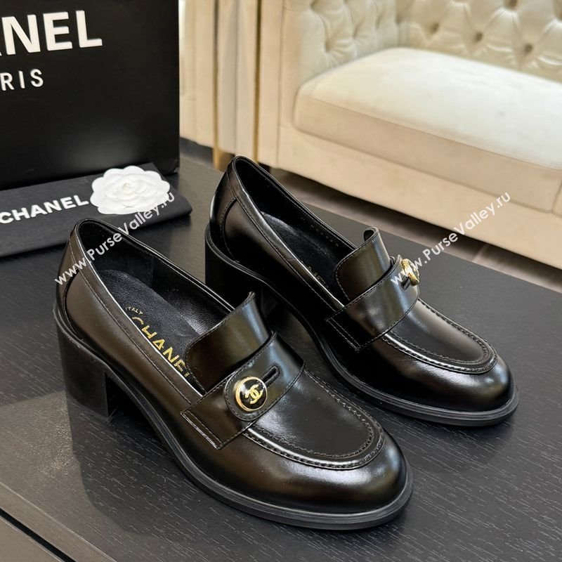 Chanel Shiny Calfskin Pumps 7cm with Button Strap Black 2025 G46795 (MD-251031088)