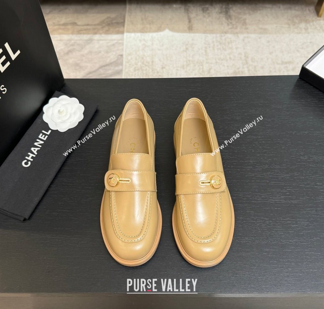 Chanel Shiny Calfskin Loafers with Button Strap Beige 2025 G46796 (MD-251031091)
