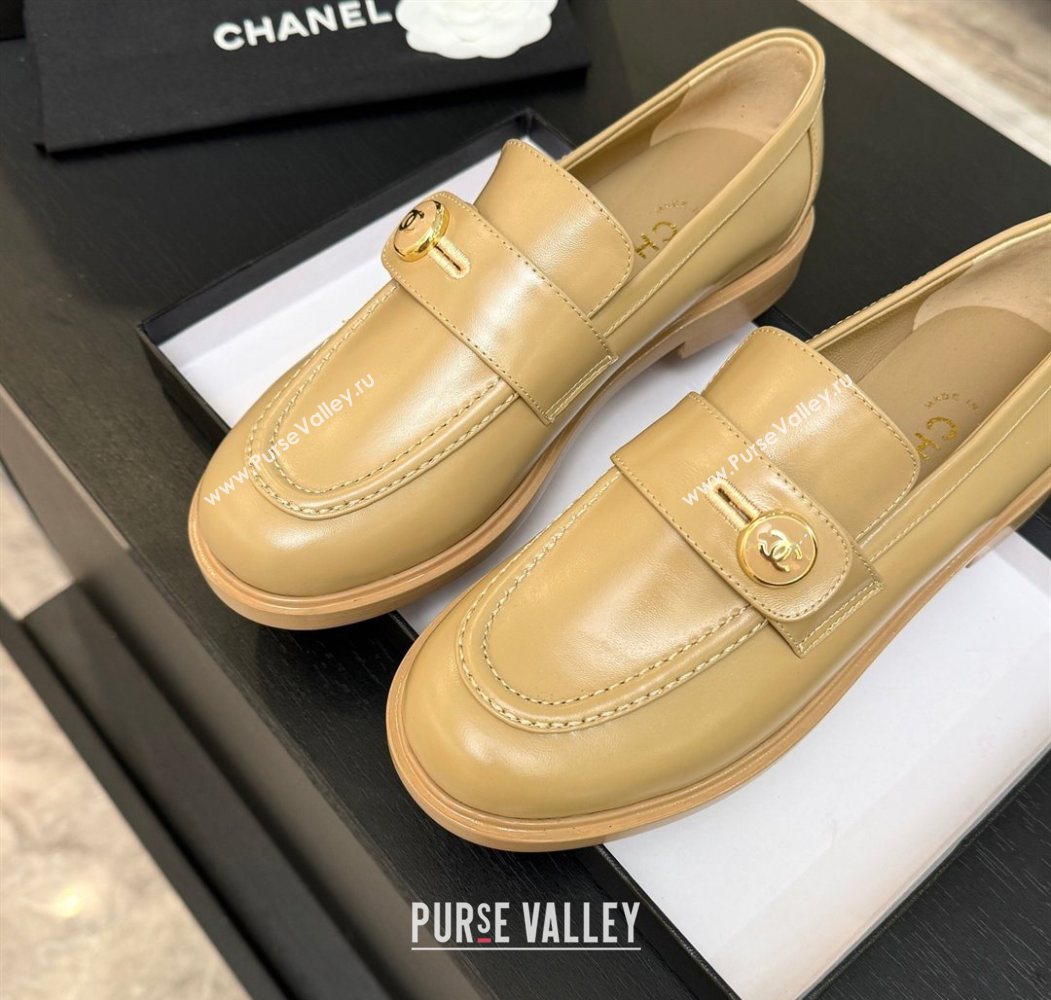 Chanel Shiny Calfskin Loafers with Button Strap Beige 2025 G46796 (MD-251031091)