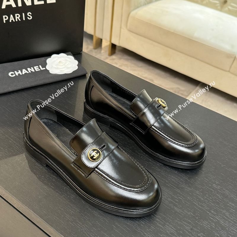 Chanel Shiny Calfskin Loafers with Button Strap Black 2025 G46796 (MD-251031092)