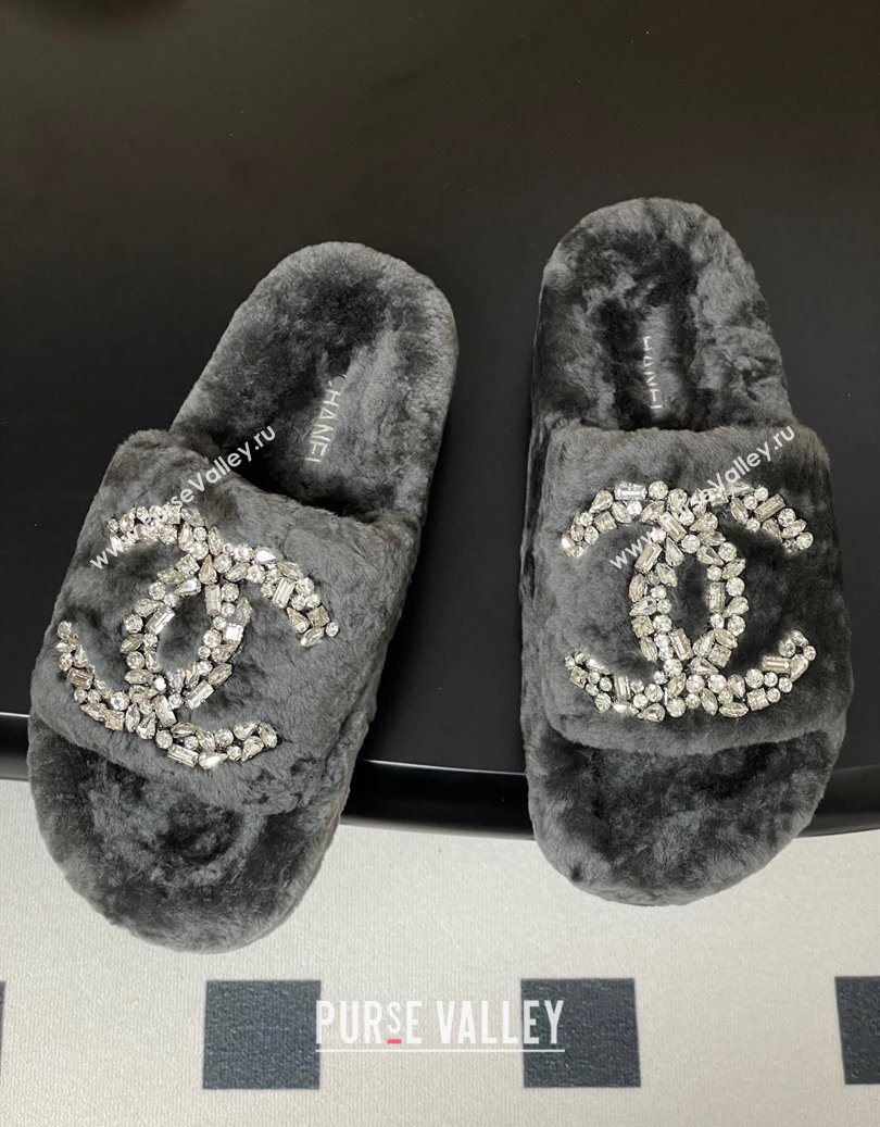 Chanel Wool Platform Slides Sandal with Strass CC Grey 2025 CH110305 (MD-251103083)