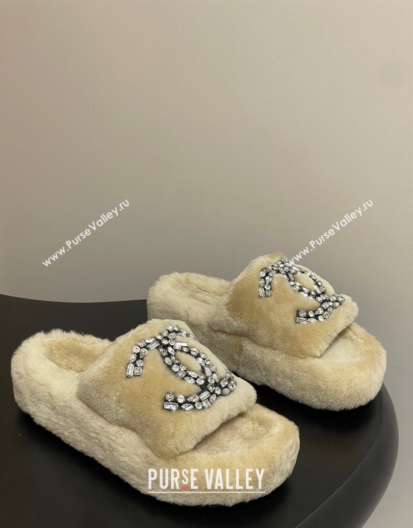Chanel Wool Platform Slides Sandal with Strass CC Beige 2025 CH110305 (MD-251103084)