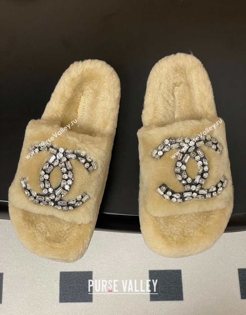 Chanel Wool Platform Slides Sandal with Strass CC Beige 2025 CH110305 (MD-251103084)