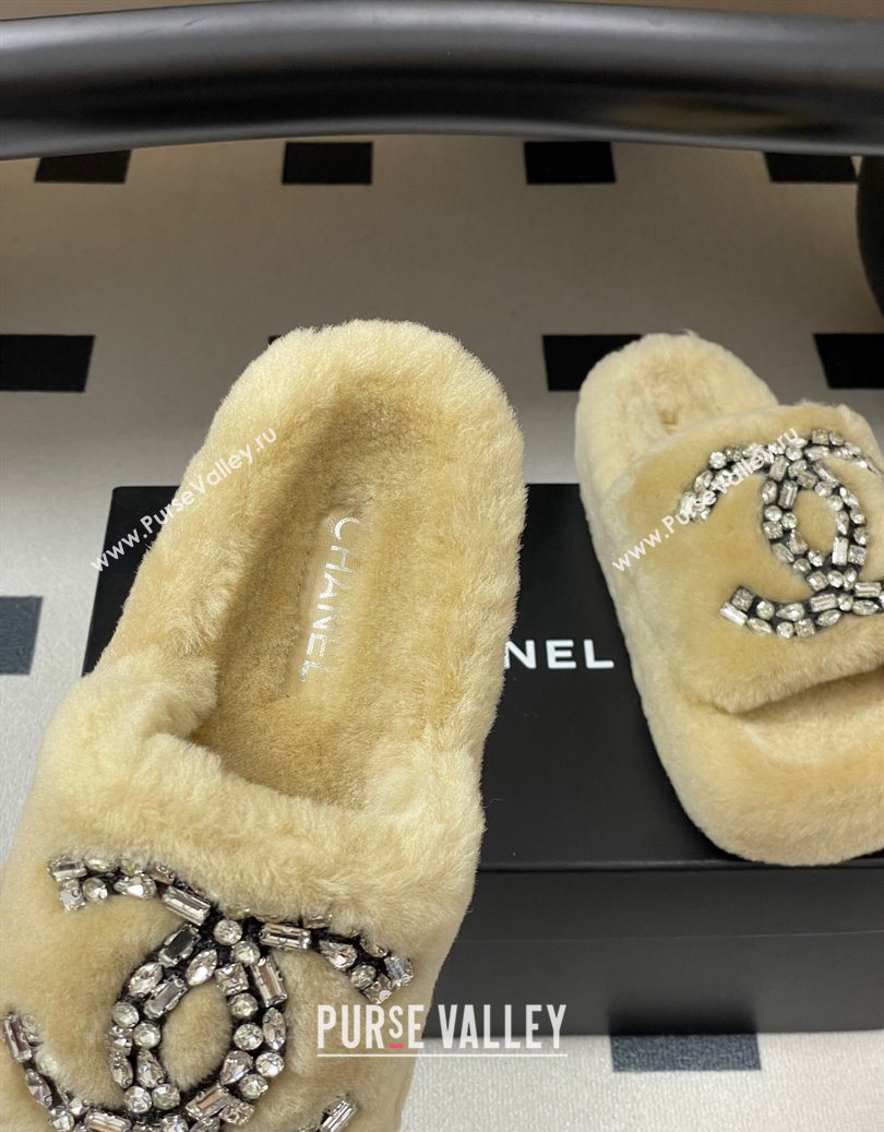 Chanel Wool Platform Slides Sandal with Strass CC Beige 2025 CH110305 (MD-251103084)