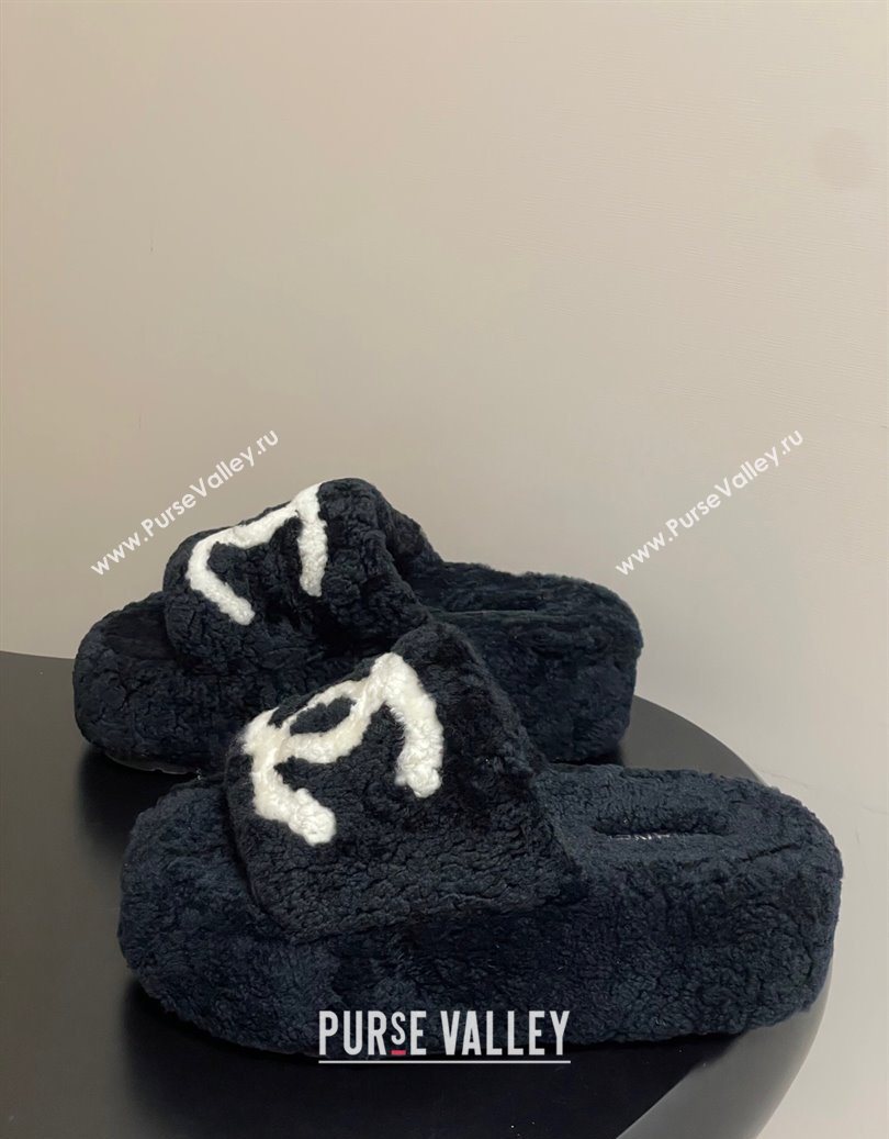 Chanel Wool Platform Slides Sandal with Maxi CC Black 2025 CH110306 (MD-251103086)