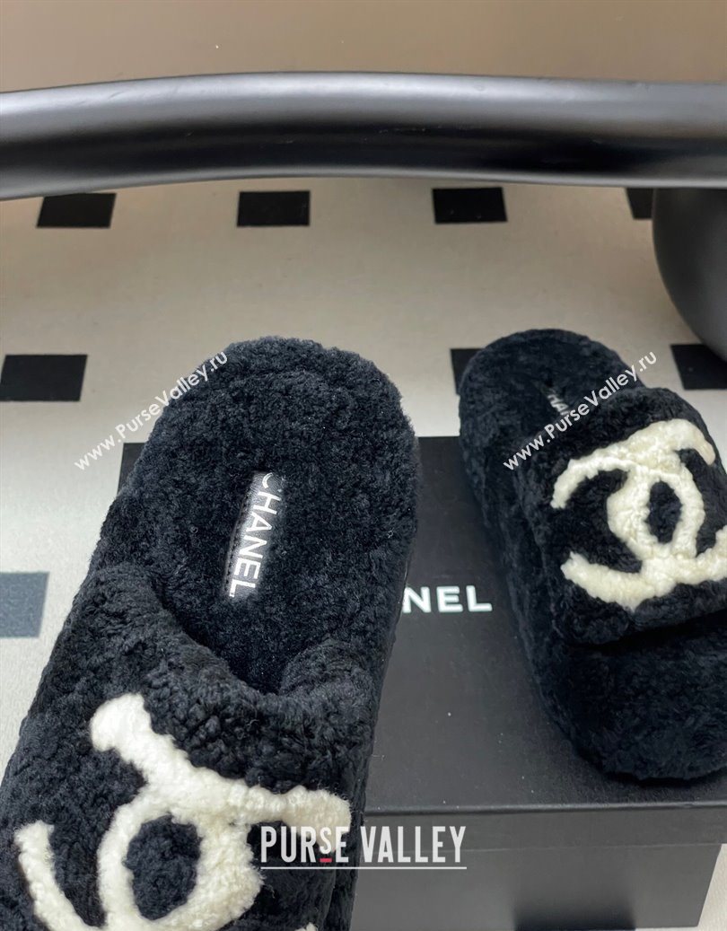 Chanel Wool Platform Slides Sandal with Maxi CC Black 2025 CH110306 (MD-251103086)