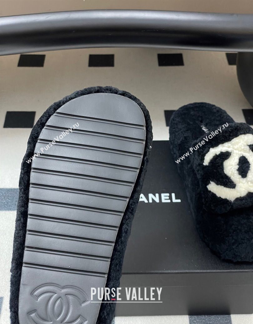 Chanel Wool Platform Slides Sandal with Maxi CC Black 2025 CH110306 (MD-251103086)