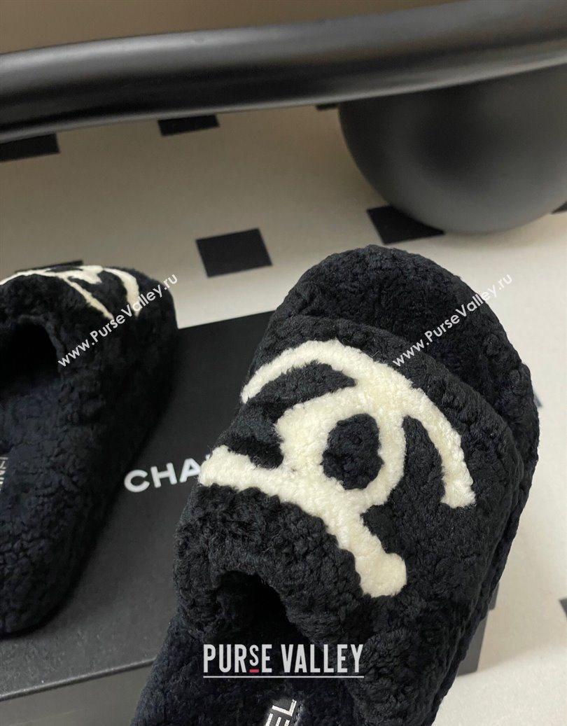 Chanel Wool Platform Slides Sandal with Maxi CC Black 2025 CH110306 (MD-251103086)