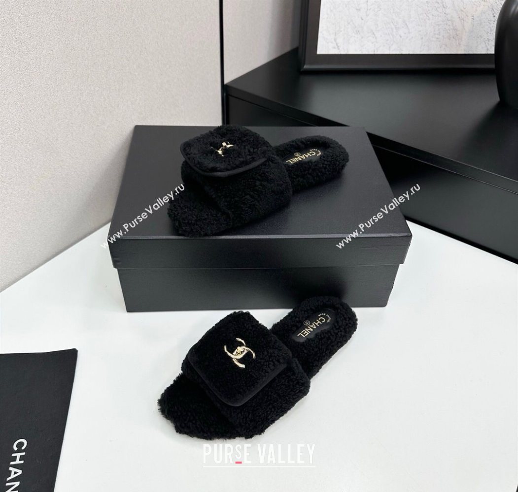 Chanel Shearling Wool Flat Slides Sandal with Foldover Black 2025 CH103106 (MD-251031128)