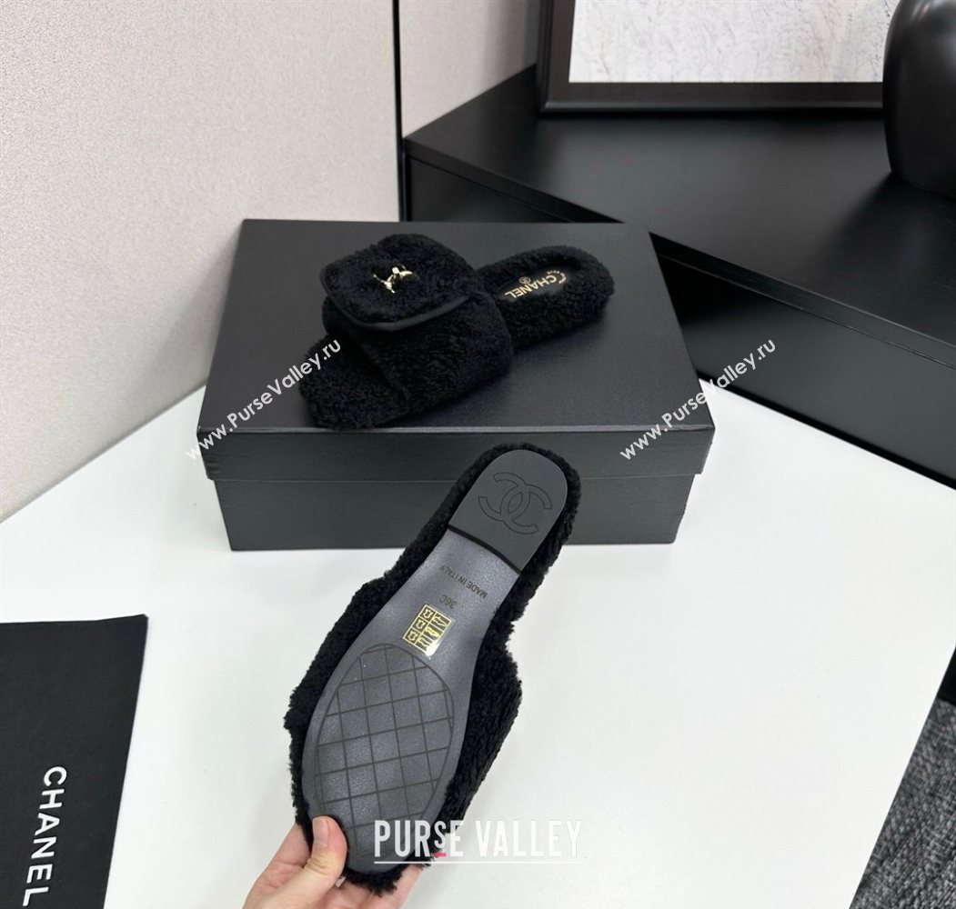 Chanel Shearling Wool Flat Slides Sandal with Foldover Black 2025 CH103106 (MD-251031128)