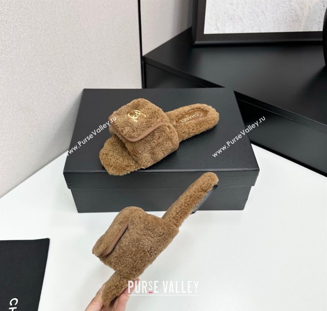 Chanel Shearling Wool Flat Slides Sandal with Foldover Brown 2025 CH103106 (MD-251031129)