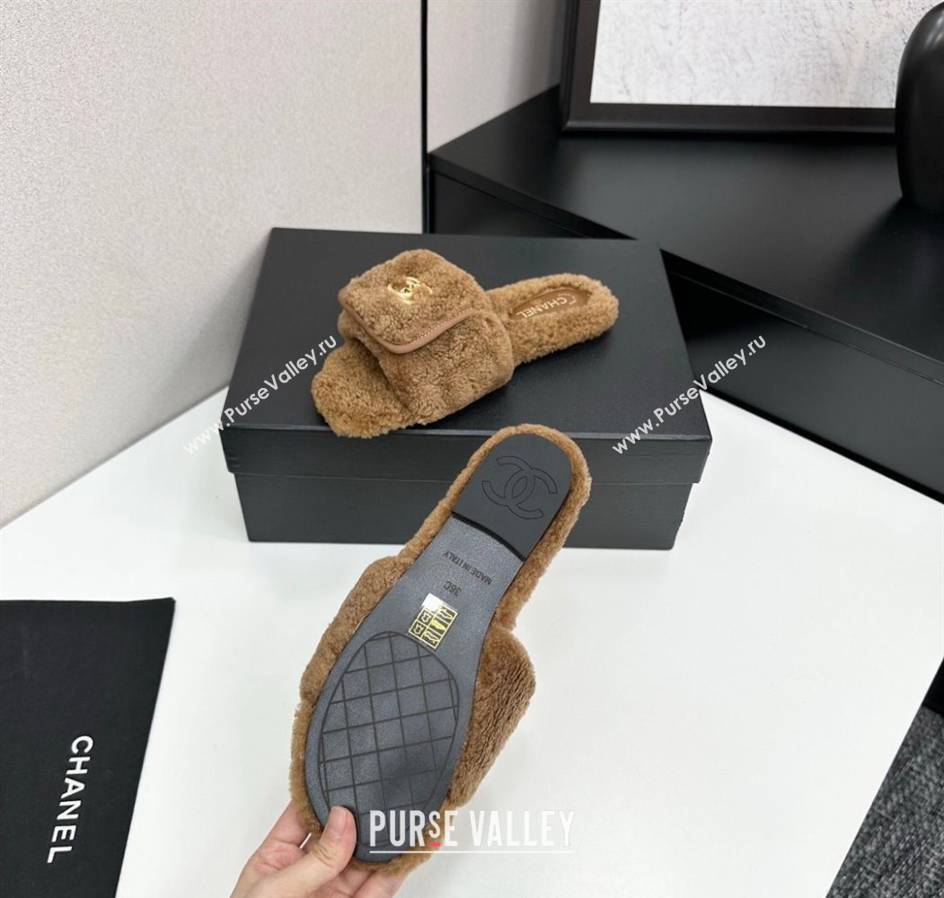 Chanel Shearling Wool Flat Slides Sandal with Foldover Brown 2025 CH103106 (MD-251031129)