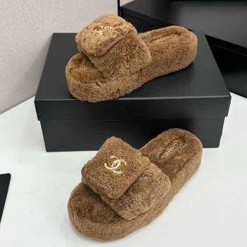 Chanel Shearling Wool Platform Slides Sandal with Foldover Brown 2025 CH103106 (MD-251031131)