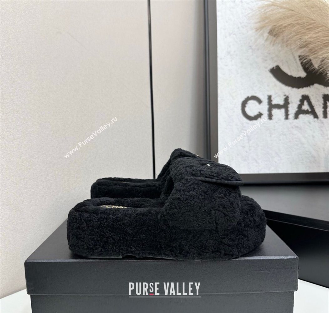 Chanel Shearling Wool Platform Slides Sandal with Foldover Black 2025 CH103106 (MD-251031132)