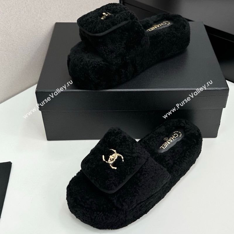 Chanel Shearling Wool Platform Slides Sandal with Foldover Black 2025 CH103106 (MD-251031132)