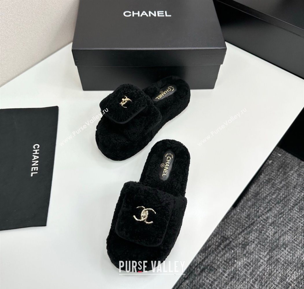 Chanel Shearling Wool Platform Slides Sandal with Foldover Black 2025 CH103106 (MD-251031132)