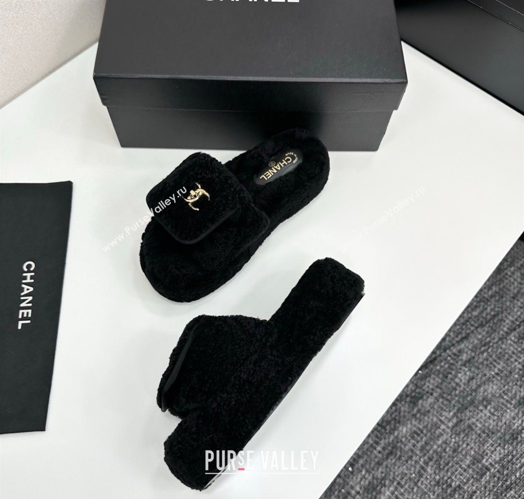 Chanel Shearling Wool Platform Slides Sandal with Foldover Black 2025 CH103106 (MD-251031132)