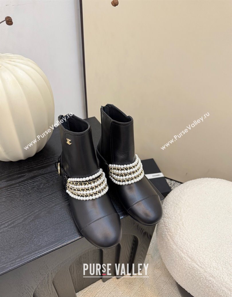 Chanel Calfskin Leather Ankle Boots with Pearls Black 2025 CH110408 (MD-251104046)