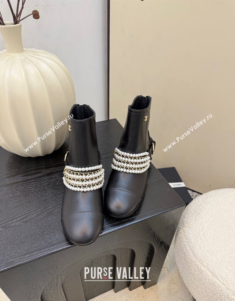 Chanel Calfskin Leather Ankle Boots with Pearls Black 2025 CH110408 (MD-251104046)