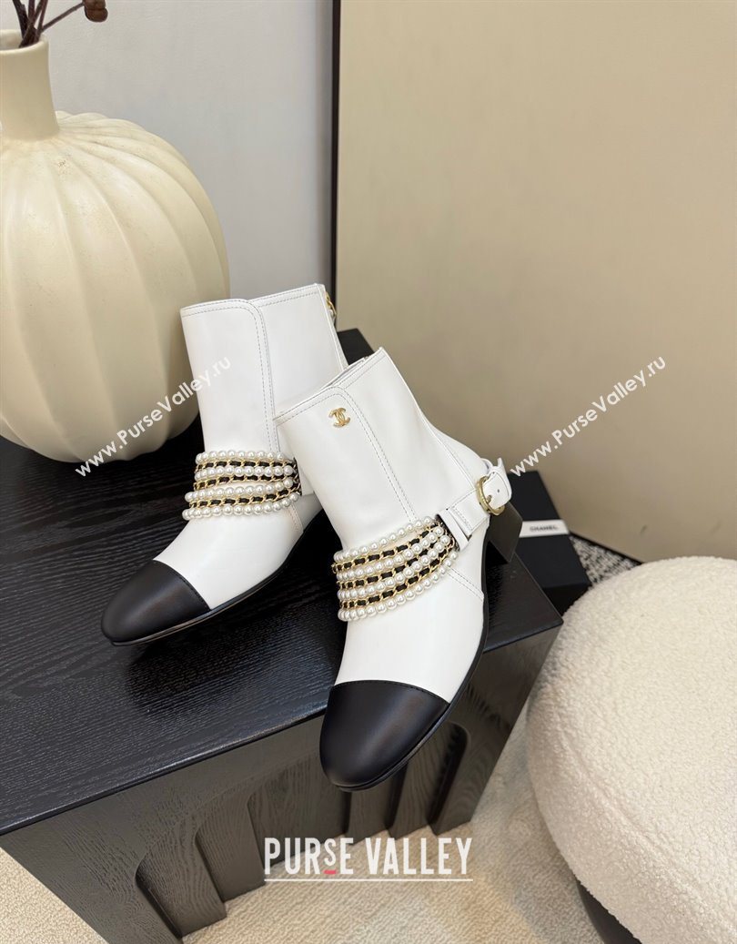 Chanel Calfskin Leather Ankle Boots with Pearls White 2025 CH110408 (MD-251104048)