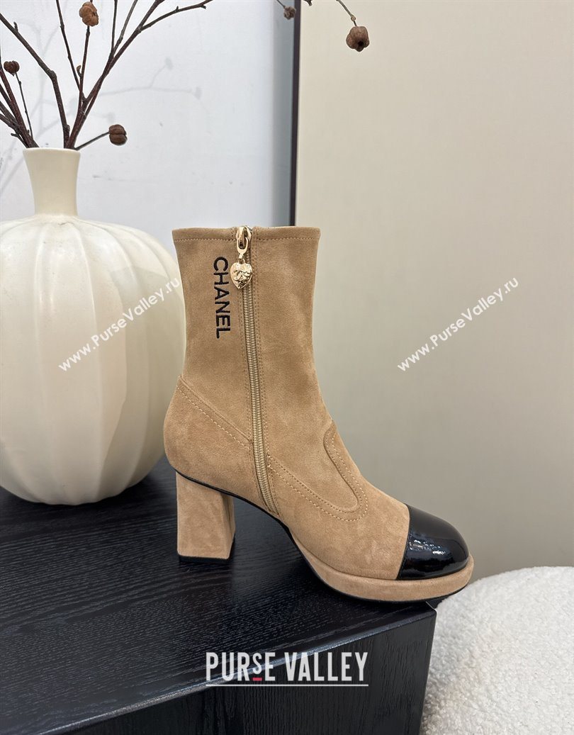 Chanel Suede and Patent Leather Platform Ankle Boots Beige 2025 CH110409 (MD-251104050)