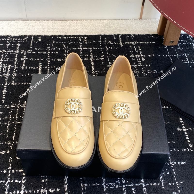 Chanel Calfskin Leather Flat Loafers with CC Circle Beige 2025 CH103105 (KL-251031114)