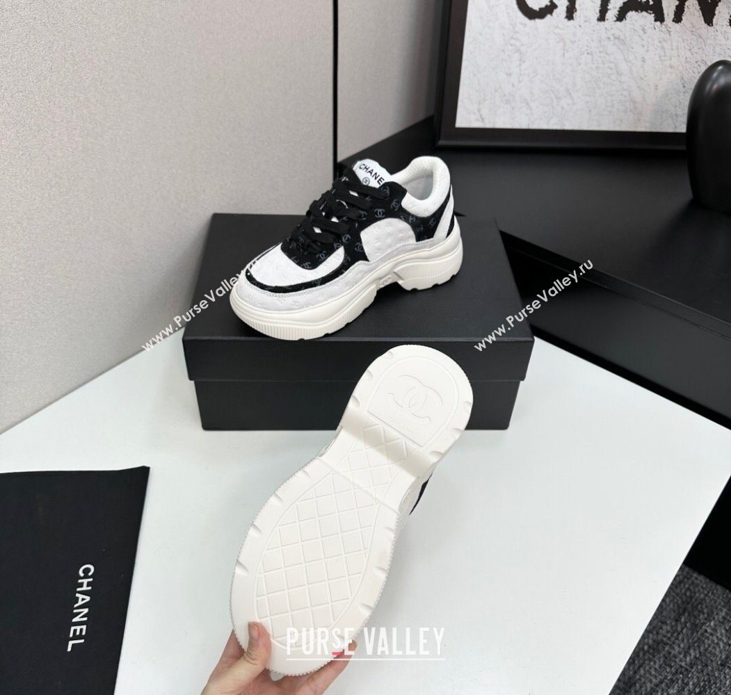 Chanel CC Allover Suede Platform Sneakers White/Black 13 2025 CH110102 (MD-251101013)