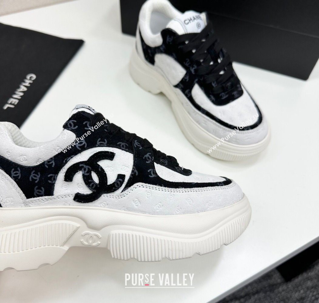Chanel CC Allover Suede Platform Sneakers White/Black 13 2025 CH110102 (MD-251101013)