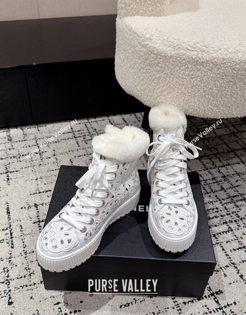Chanel Openwork Calfskin Leather and Wool High Top Sneakers White 2025 CH110101 (MD-251101002)