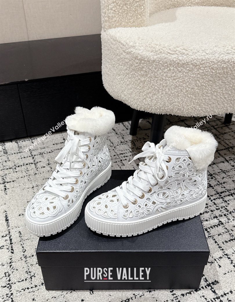 Chanel Openwork Calfskin Leather and Wool High Top Sneakers White 2025 CH110101 (MD-251101002)