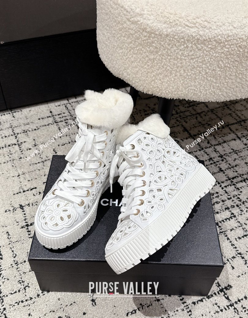 Chanel Openwork Calfskin Leather and Wool High Top Sneakers White 2025 CH110101 (MD-251101002)