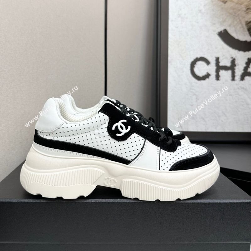 Chanel Perforated Calfskin Leather Platform Sneakers White/Black 18 2025 CH110102 (MD-251101018)