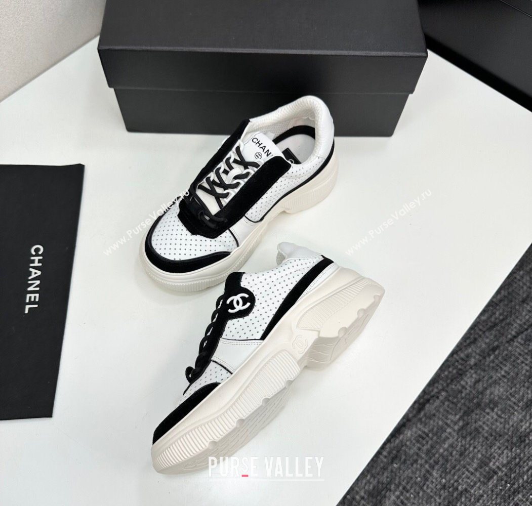 Chanel Perforated Calfskin Leather Platform Sneakers White/Black 18 2025 CH110102 (MD-251101018)