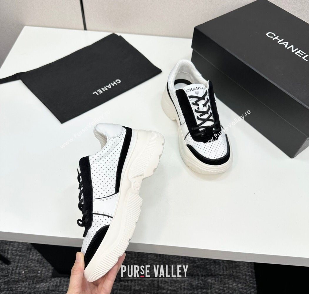 Chanel Perforated Calfskin Leather Platform Sneakers White/Black 18 2025 CH110102 (MD-251101018)