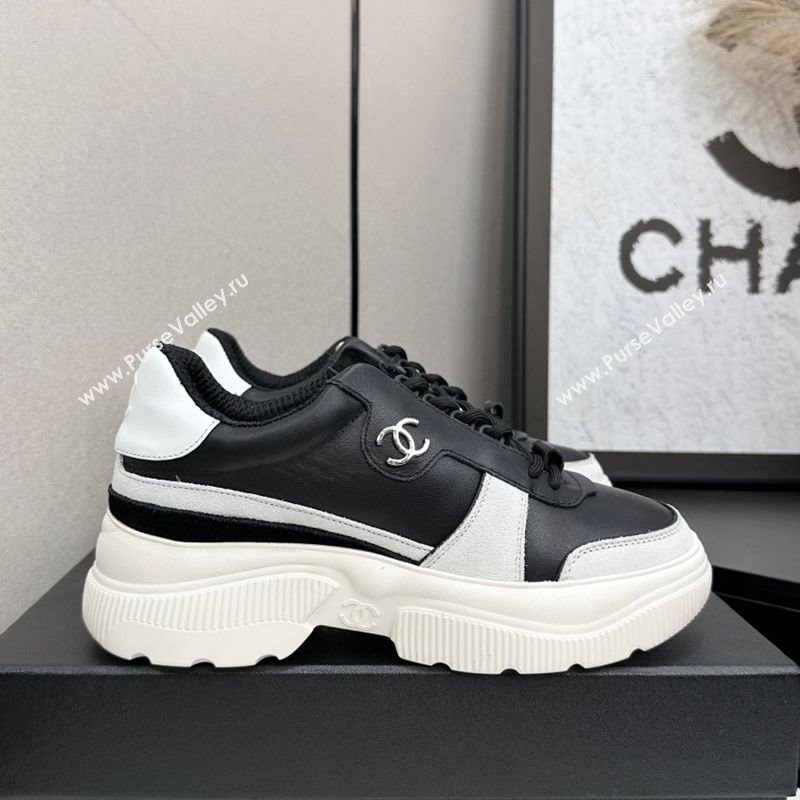 Chanel Calfskin Leather and Suede Platform Sneakers Black/White 19 2025 CH110102 (MD-251101019)