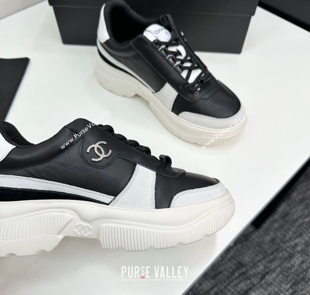 Chanel Calfskin Leather and Suede Platform Sneakers Black/White 19 2025 CH110102 (MD-251101019)