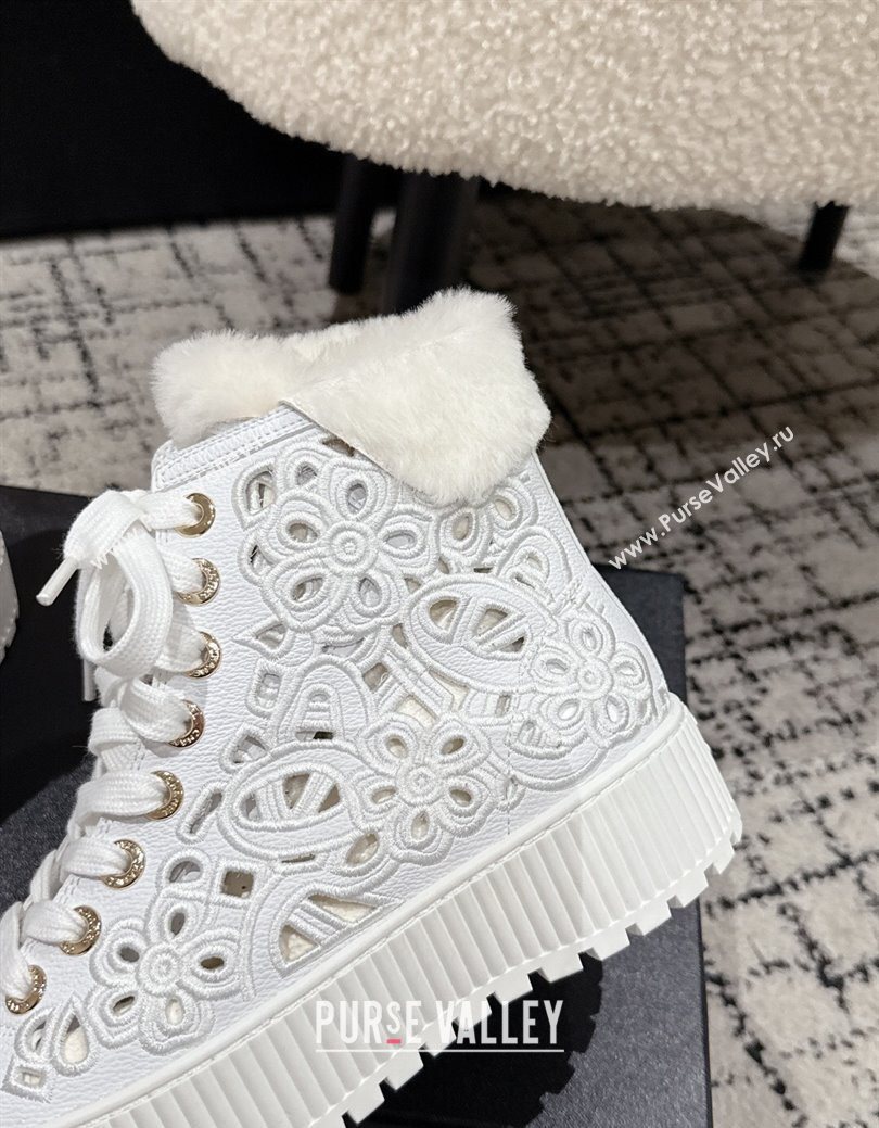 Chanel Openwork Calfskin Leather and Wool High Top Sneakers White 2025 CH110101 (MD-251101002)