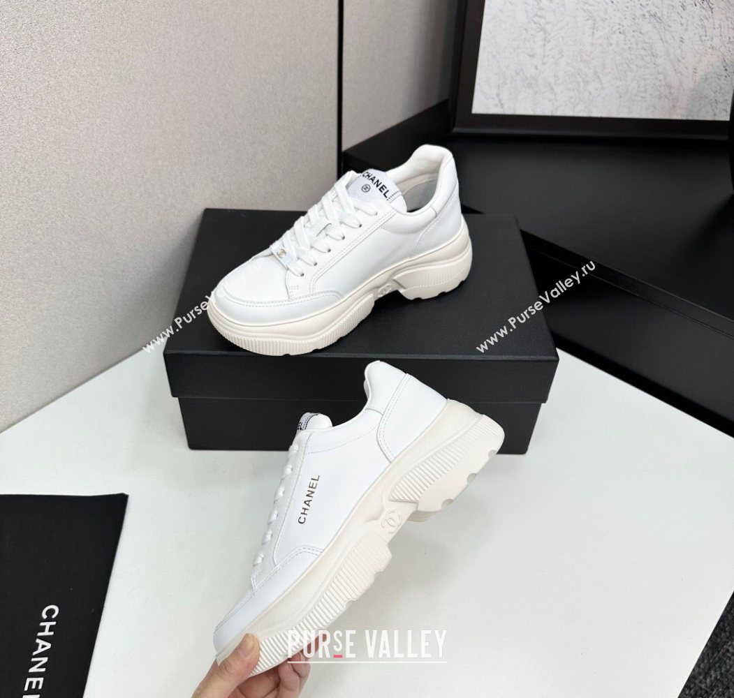Chanel Calfskin Leather Platform Sneakers with Signature White 2025 CH110103 (MD-251101030)