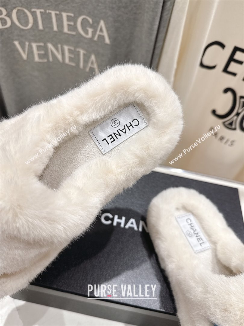 Chanel Wool and Charm Mules White 2025 CH110310 (MD-251103099)