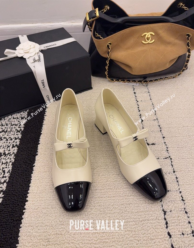 Chanel Lambskin and Patent Leather Mary Janes Pumps 5cm with Bow White 2025 CH110302 (MD-251103104)