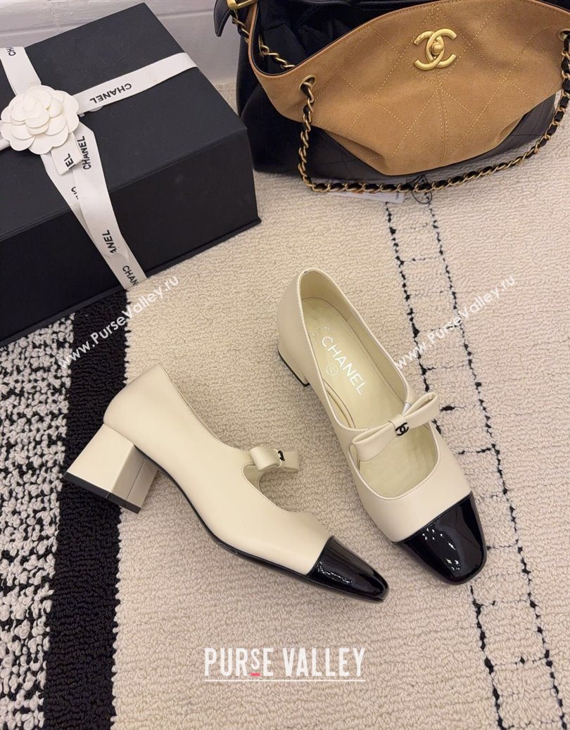 Chanel Lambskin and Patent Leather Mary Janes Pumps 5cm with Bow White 2025 CH110302 (MD-251103104)