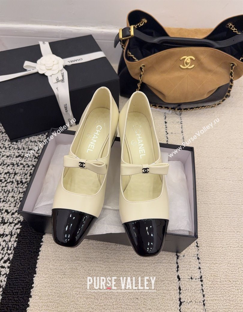 Chanel Lambskin and Patent Leather Mary Janes Pumps 5cm with Bow White 2025 CH110302 (MD-251103104)