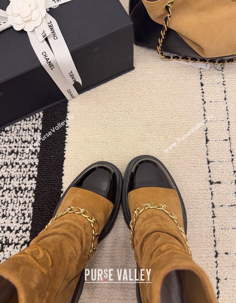 Chanel Suede Patent Leather Platform Ankle Boots with Chain and Buckle Brown 2025 CH110412 (MD-251104058)