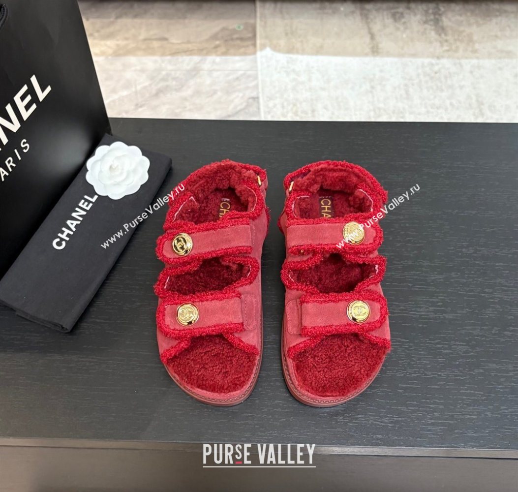 Chanel Coco Neige Suede and Wool Flat Strap Sandals Red 2025 CH110312 (MD-251103111)